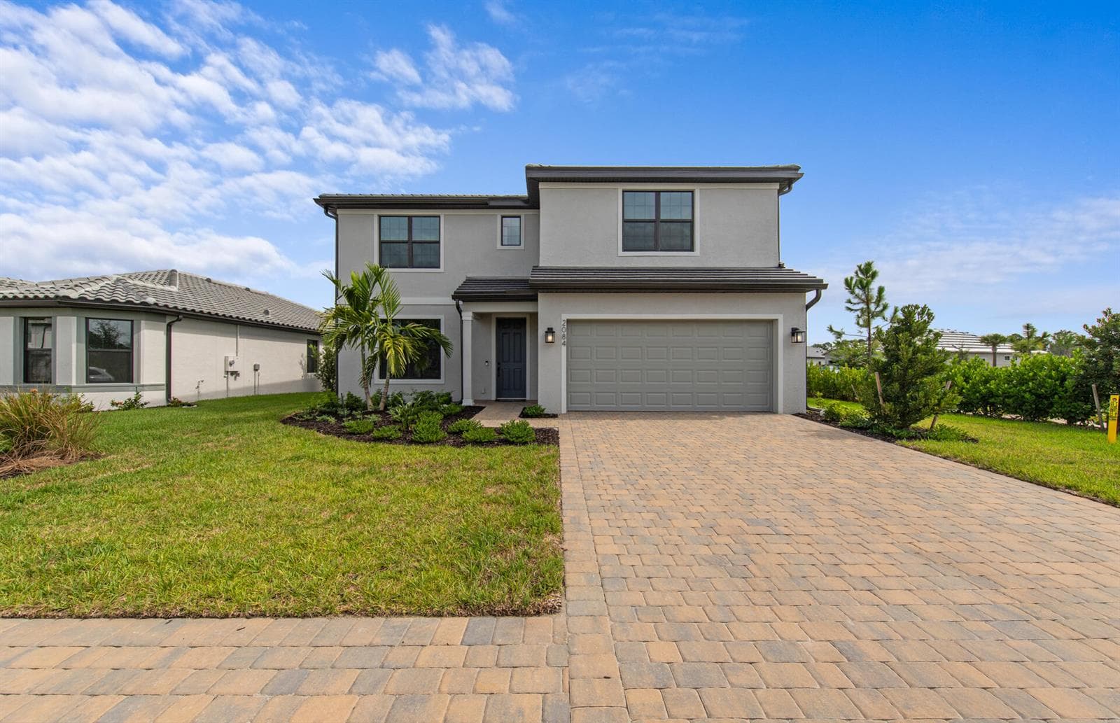 2084 FREEMONT Way, Naples FL 34120