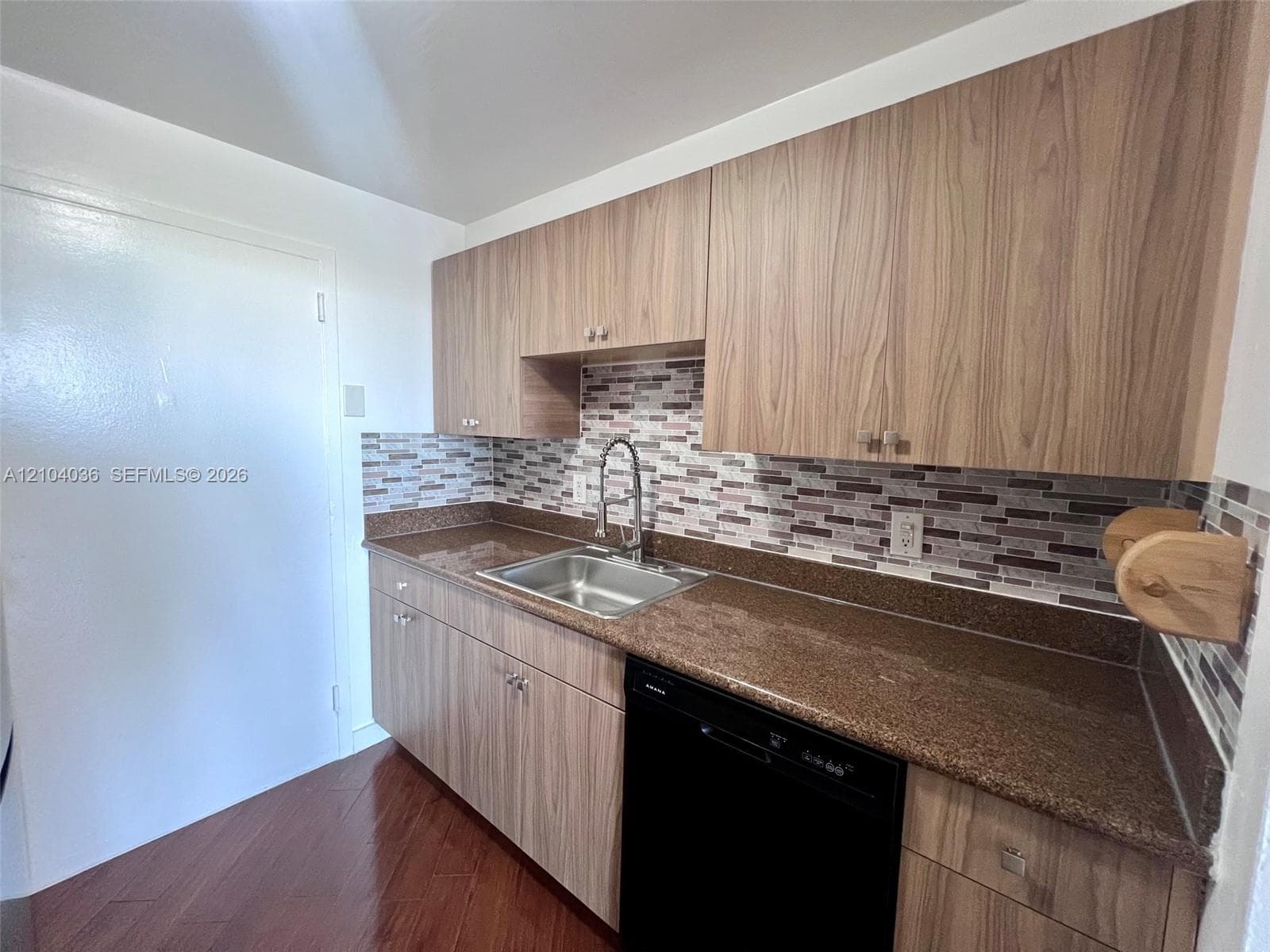 2020 NE 135th St # 810, North Miami FL 33181