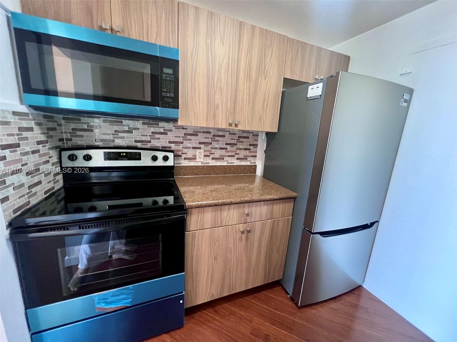 2020 NE 135th St # 810, North Miami FL 33181