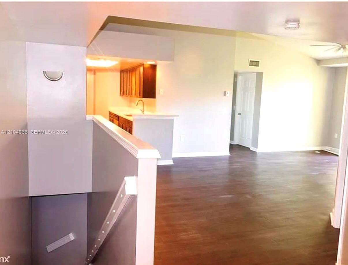 4183 N Haverhill Rd # 703, West Palm Beach FL 33417