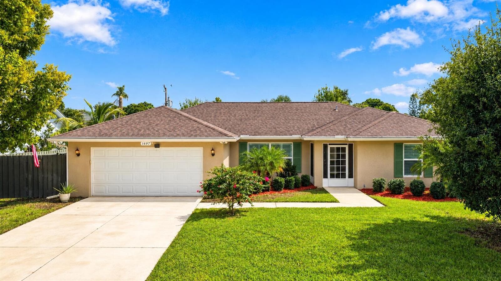 1697 SE LORRAINE Street, Port St. Lucie FL 34952