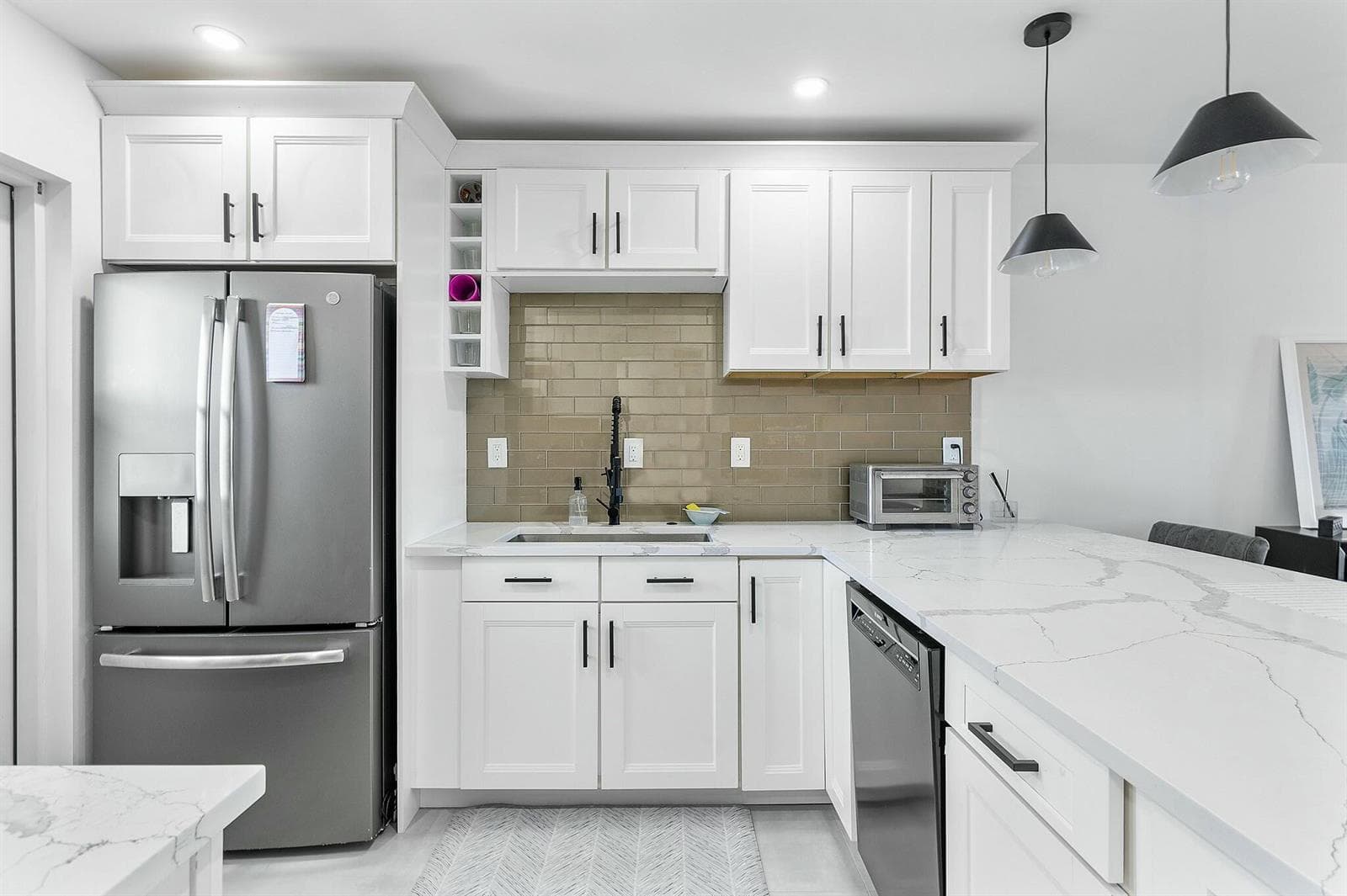330 N Federal Highway # 211, Deerfield Beach FL 33441