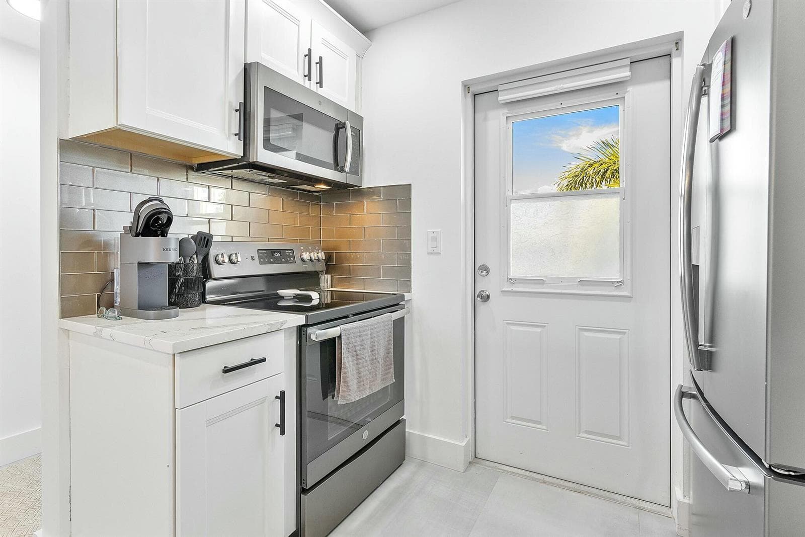 330 N Federal Highway # 211, Deerfield Beach FL 33441