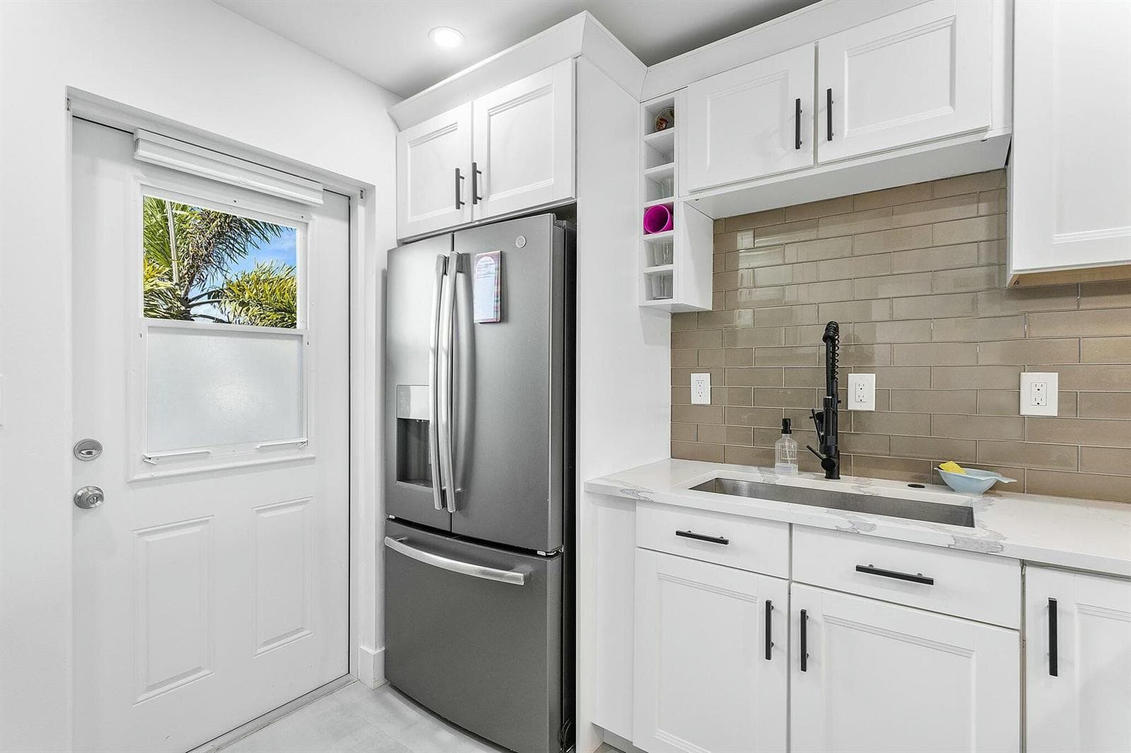 330 N Federal Highway # 211, Deerfield Beach FL 33441