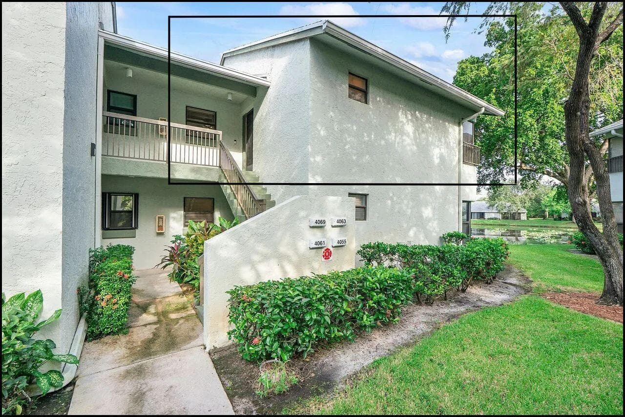 4063 CARAMBOLA Circle N # 2977, Coconut Creek FL 33066