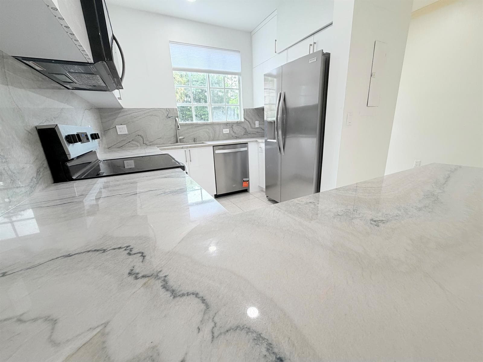 5738 NW 48TH Avenue, Coconut Creek FL 33073