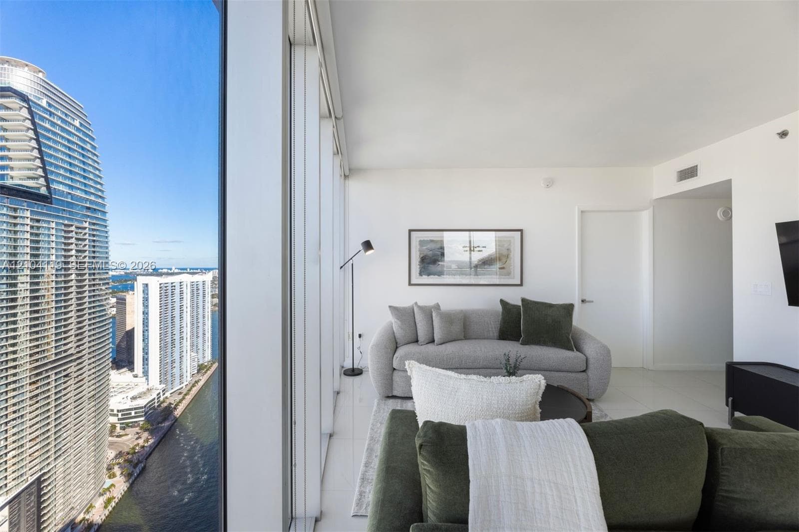 485 Brickell Ave # 4804, Miami FL 33131
