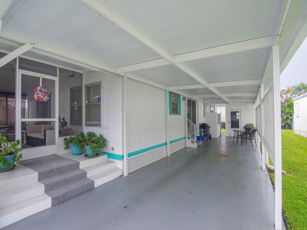 4800 SE Federal Highway, Stuart FL 34994