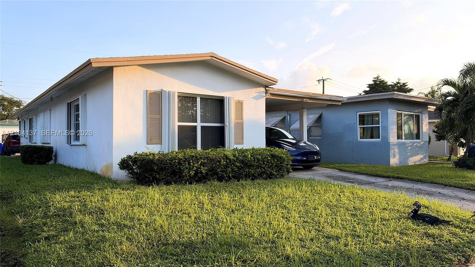 2317 Hope St, Hollywood FL 33020