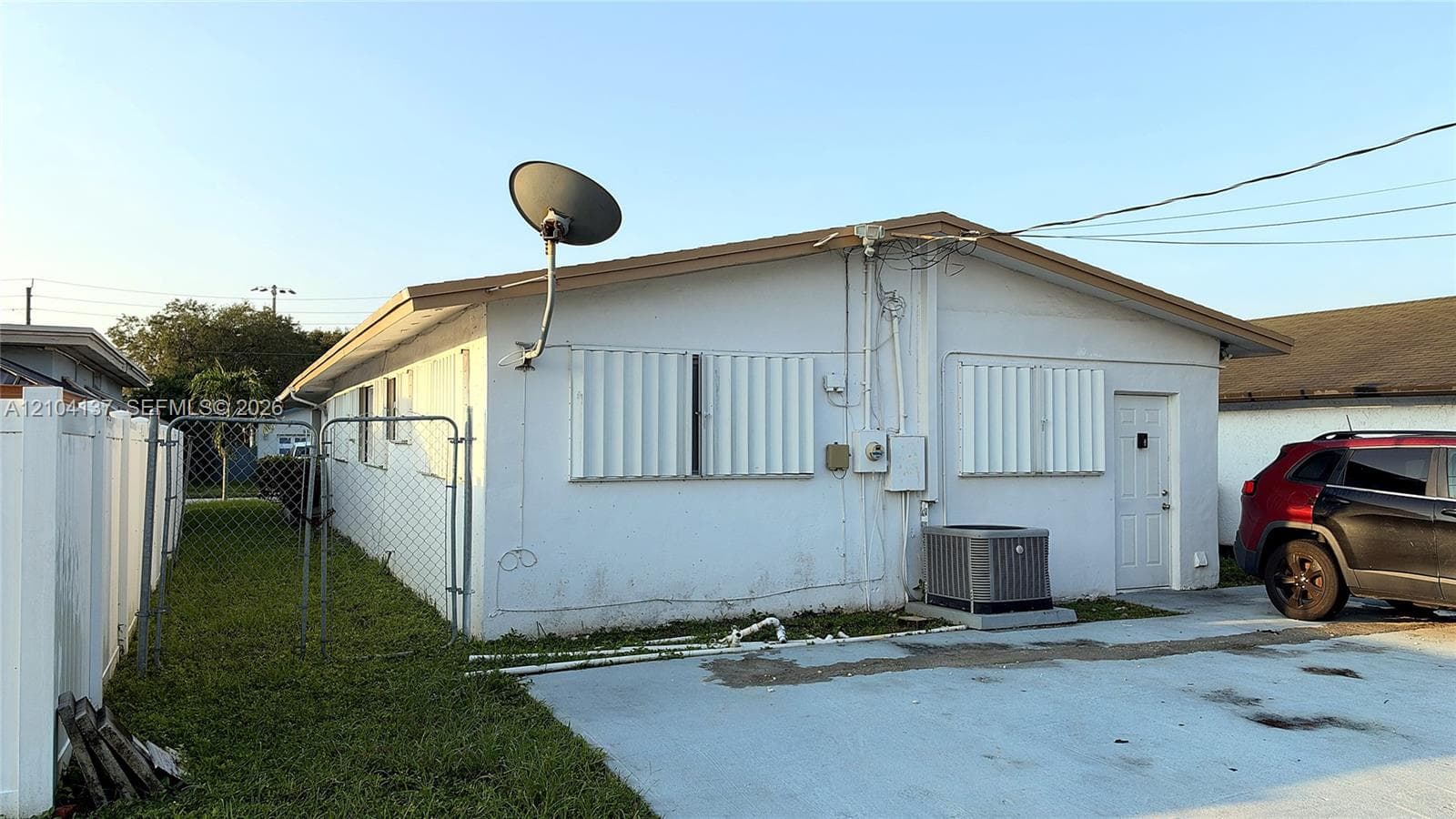 2317 Hope St, Hollywood FL 33020