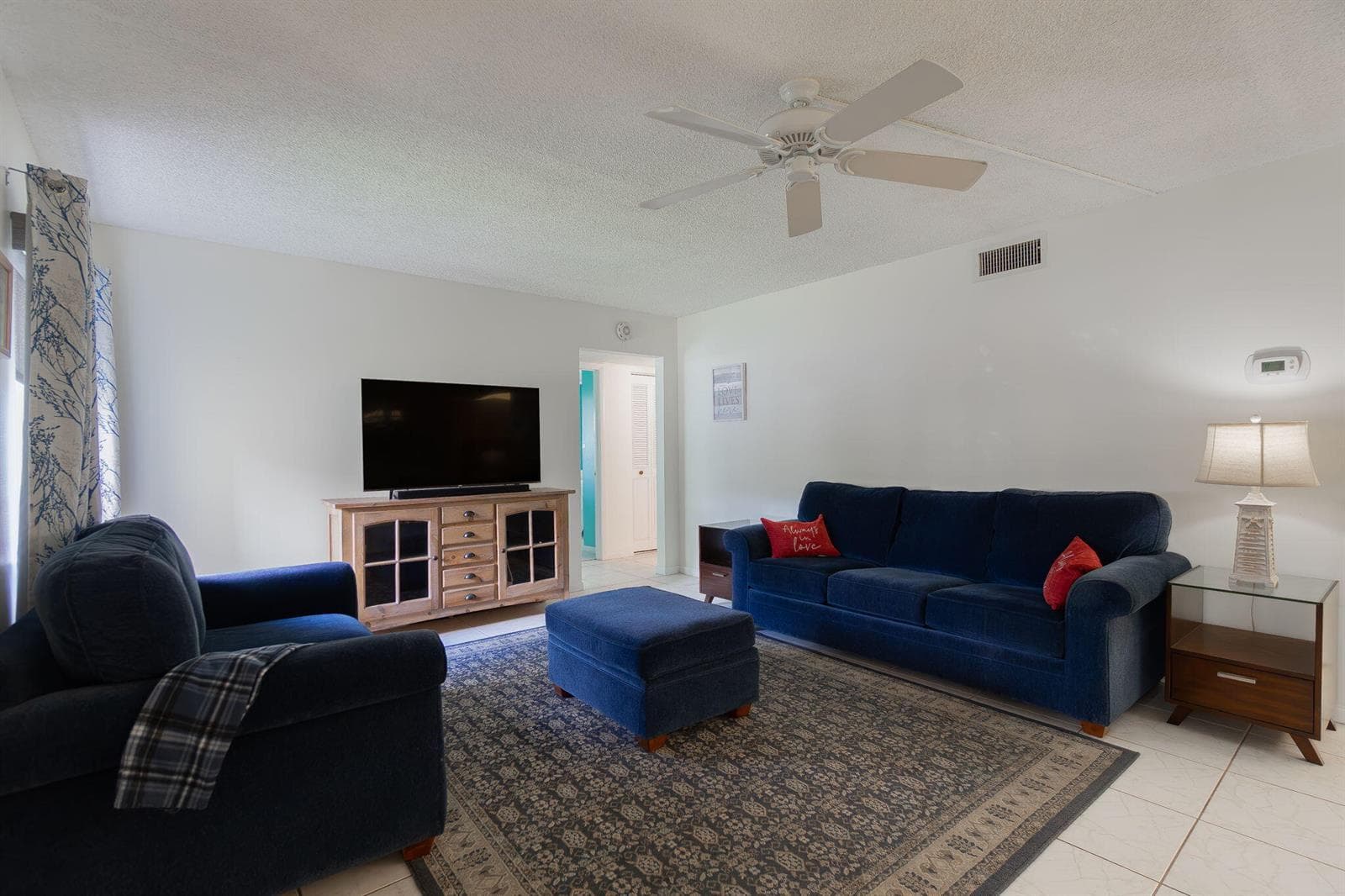 136 Lake Pine Circle # A1, FL 33463