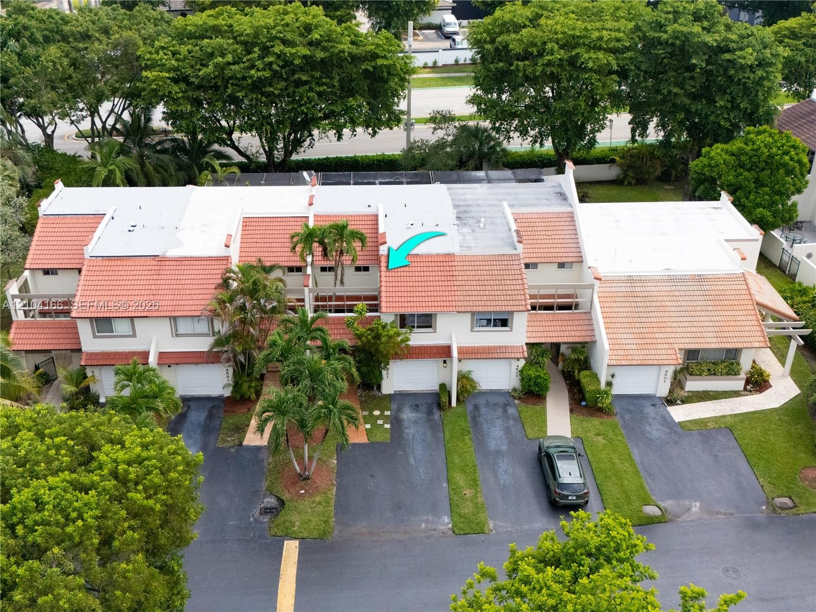 4521 NW 102nd Ct, Doral FL 33178