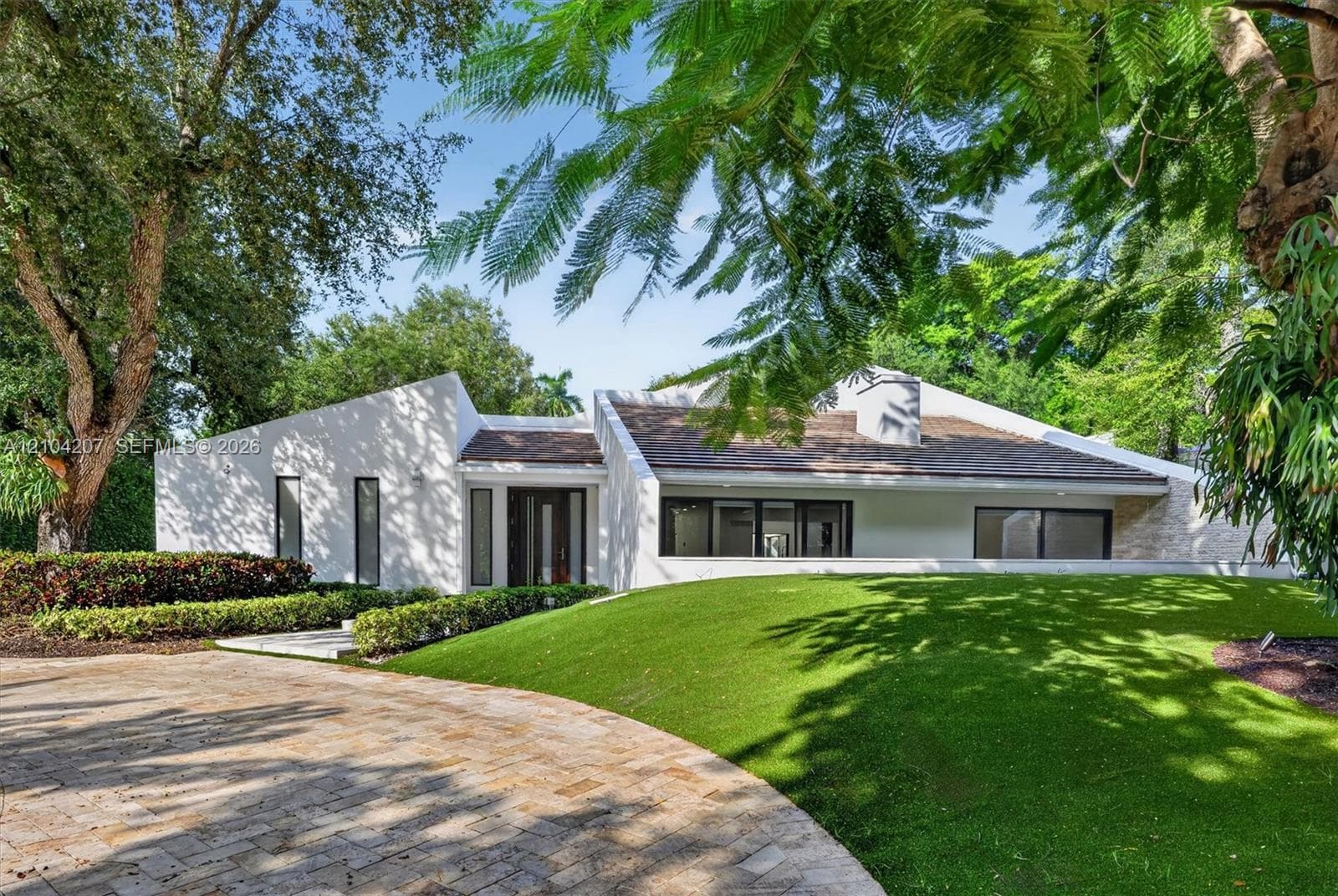 7001 Robles St, Coral Gables FL 33143