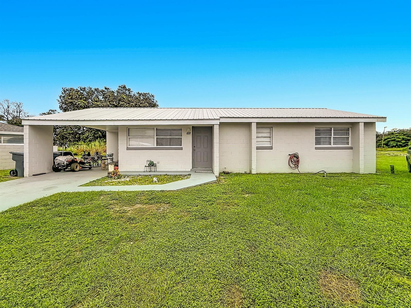 45 Queens Court, Frostproof FL 33843