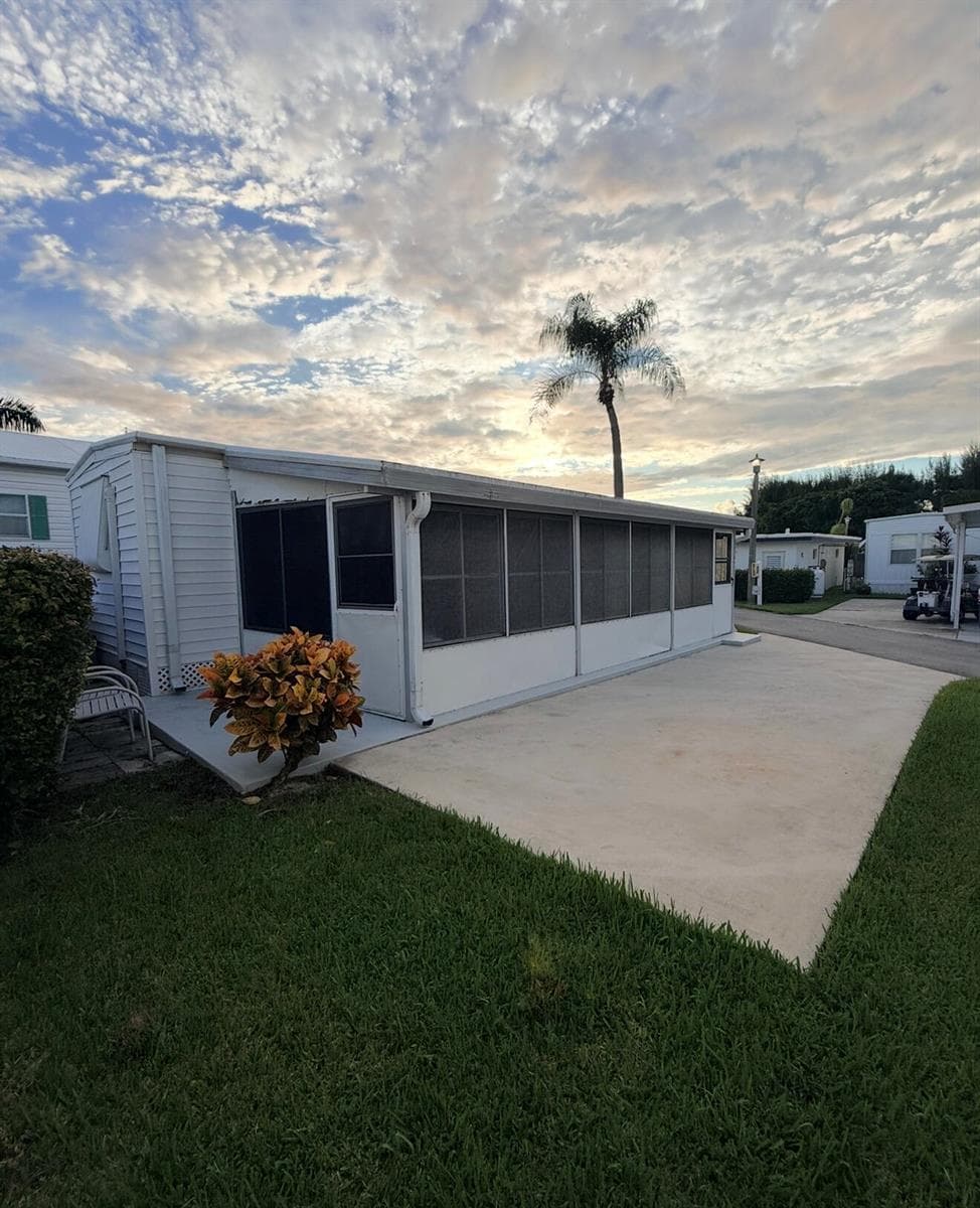 209 E Eagle Drive, Boynton Beach FL 33435