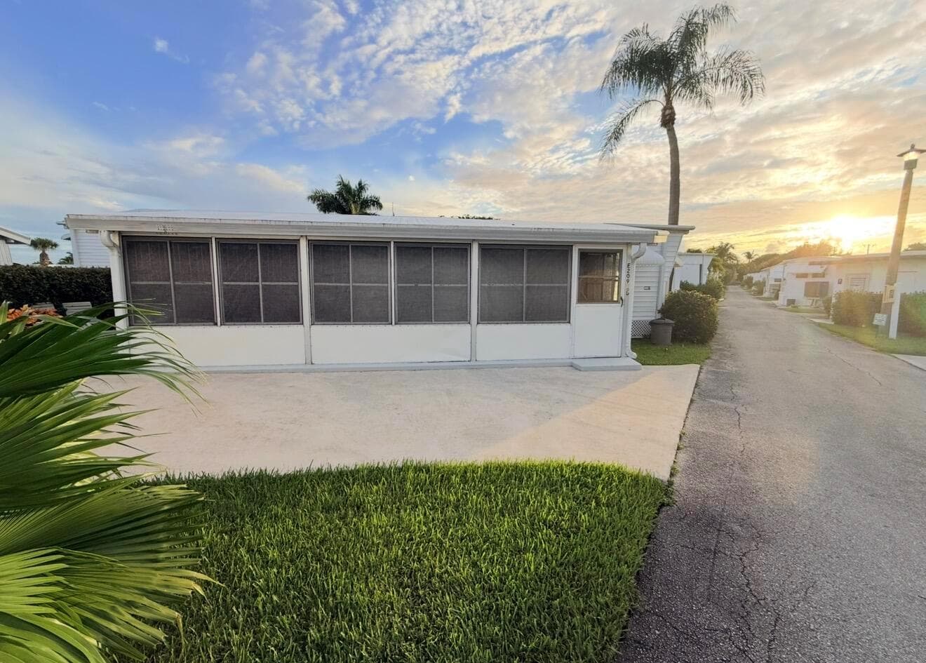 209 E Eagle Drive, Boynton Beach FL 33435