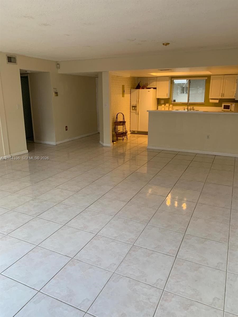 14901 SW 80th St # 111, Miami FL 33193