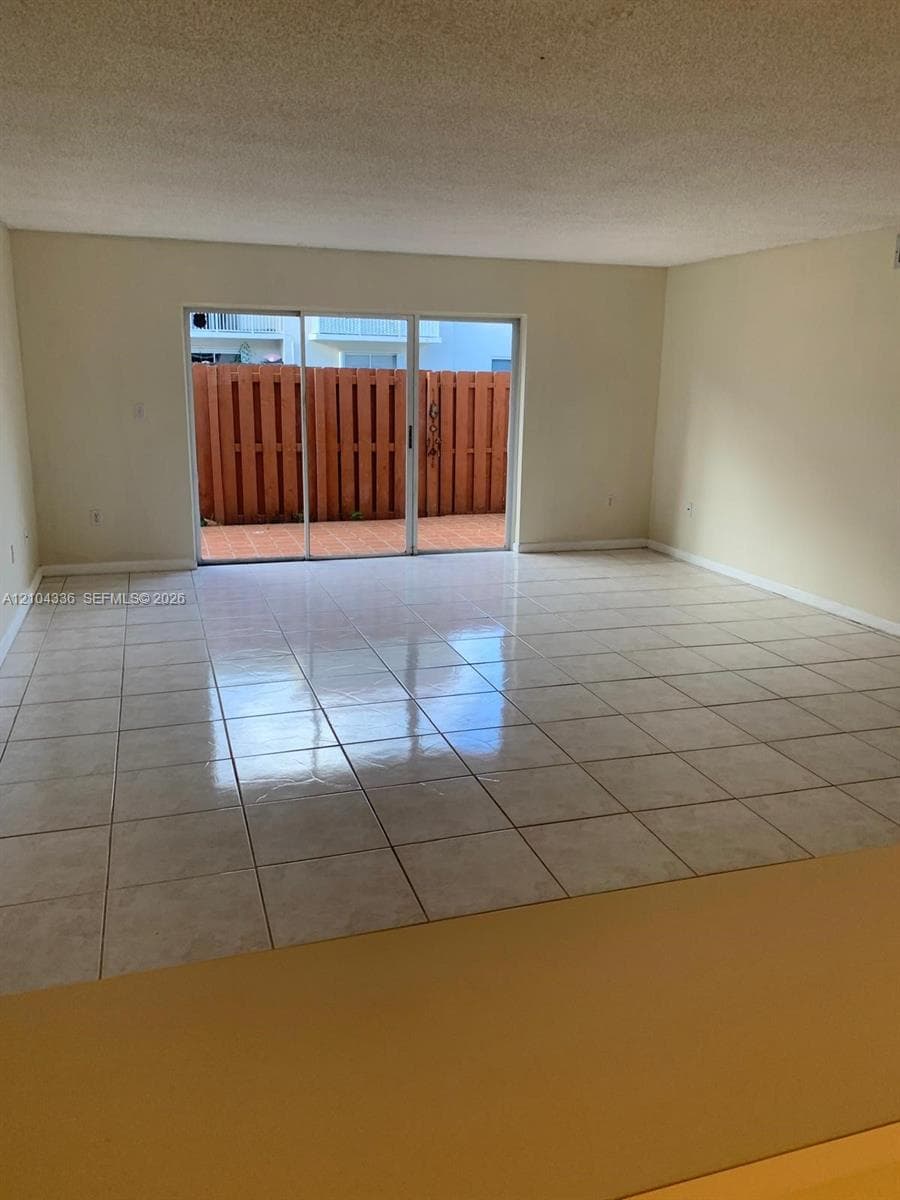 14901 SW 80th St # 111, Miami FL 33193