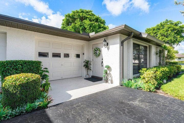 4948 Equestrian Circle # B, Boynton Beach FL 33436