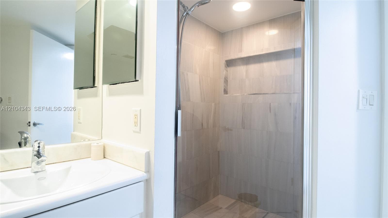 16425 Collins Ave # 1215, Sunny Isles Beach FL 33160