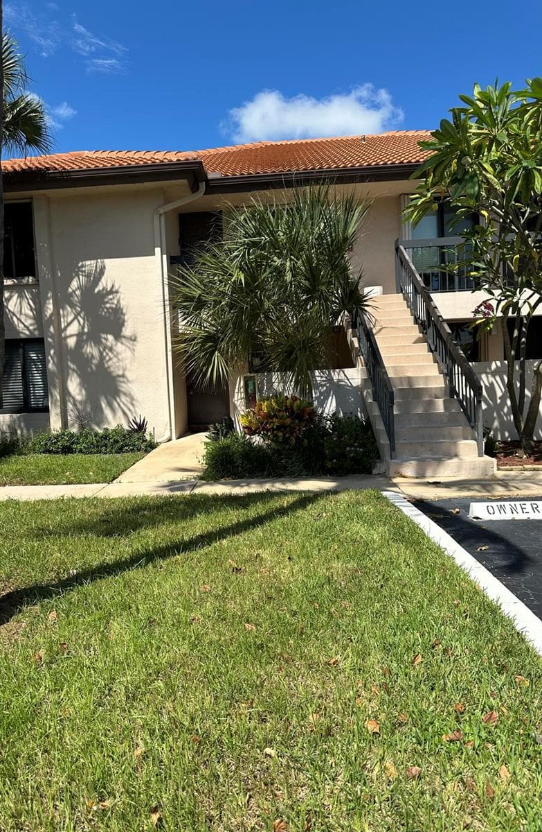351 Club Circle # 108, Boca Raton FL 33487