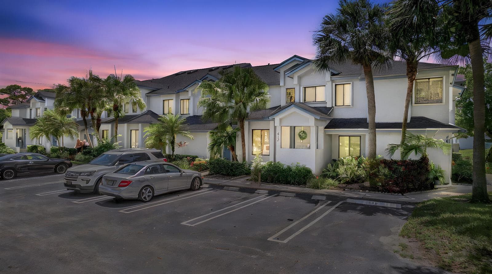 406 Harbour Pointe Way, FL 33413