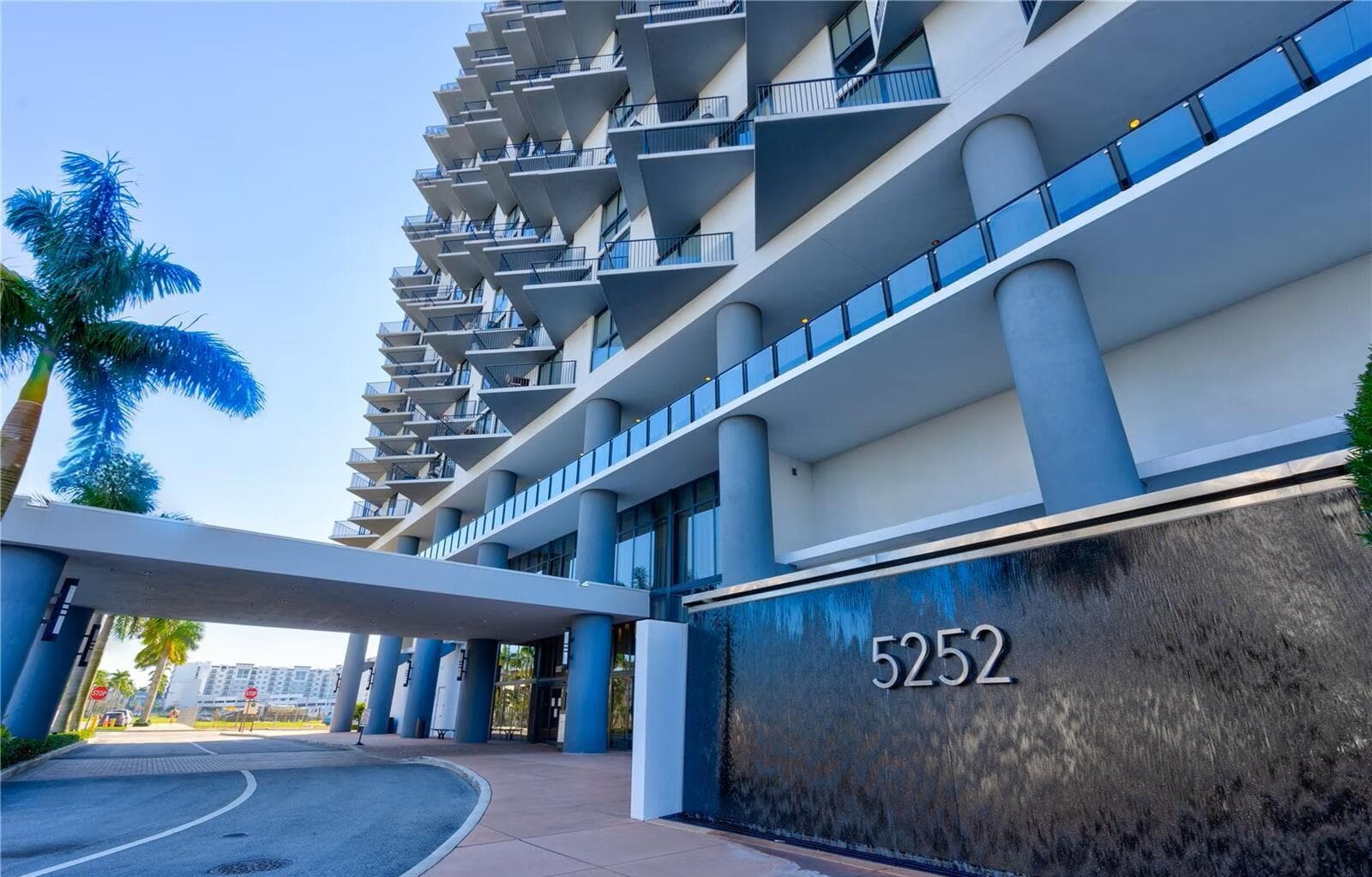 5252 NW 85th Avenue # 1607, Doral FL 33166