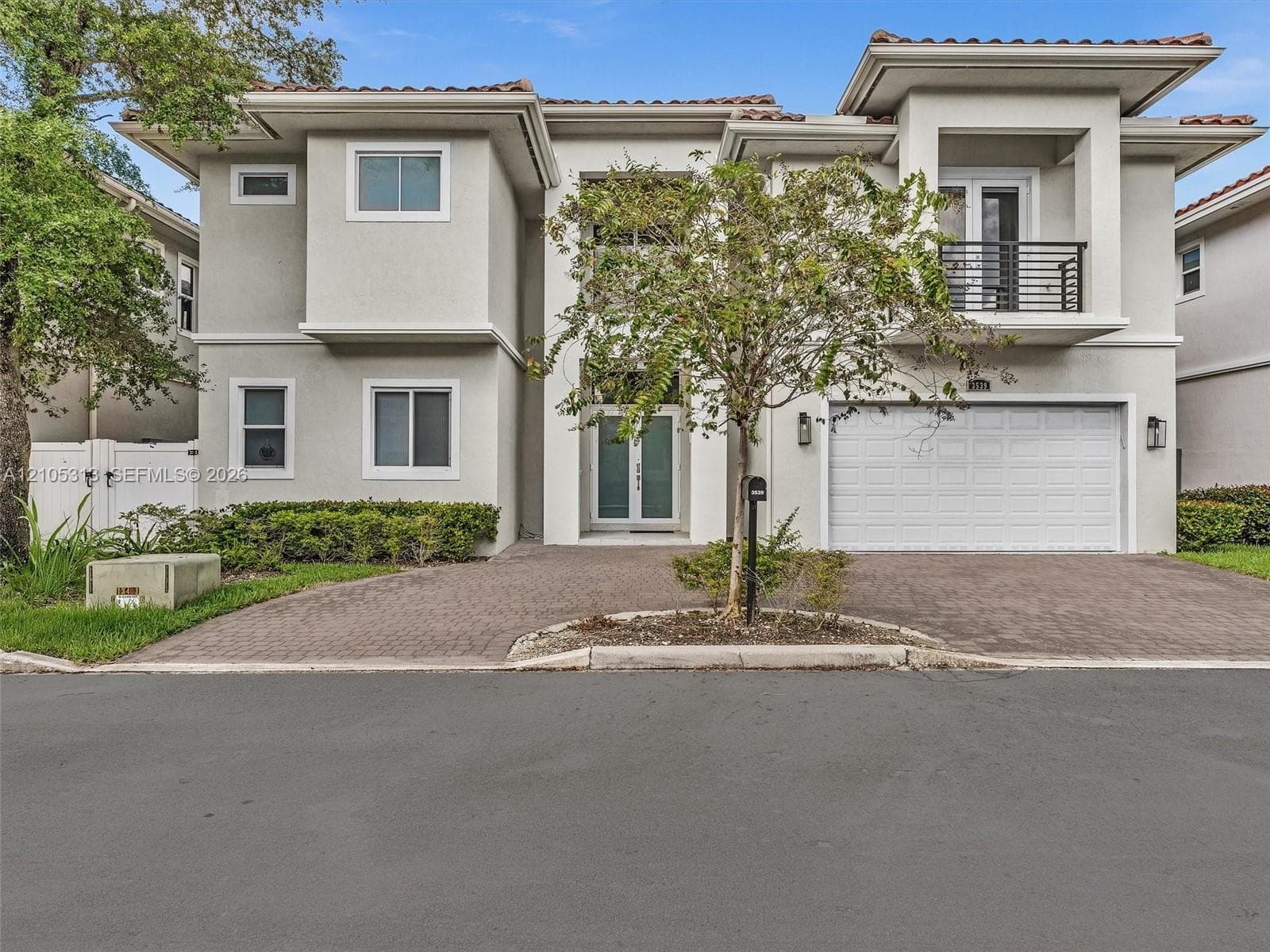 3539 Forest View Cir, Dania Beach FL 33312