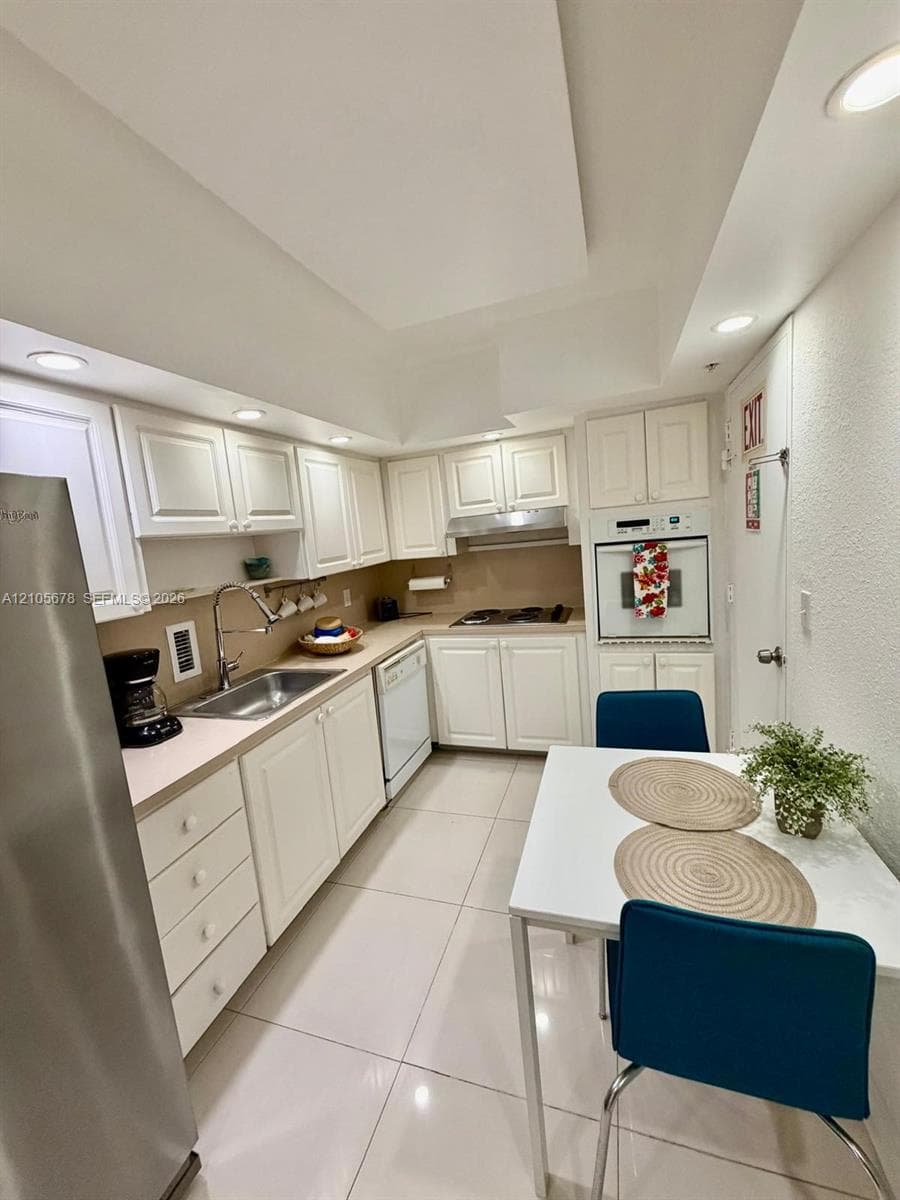 4001 S Ocean Dr # 14F, Hollywood FL 33019