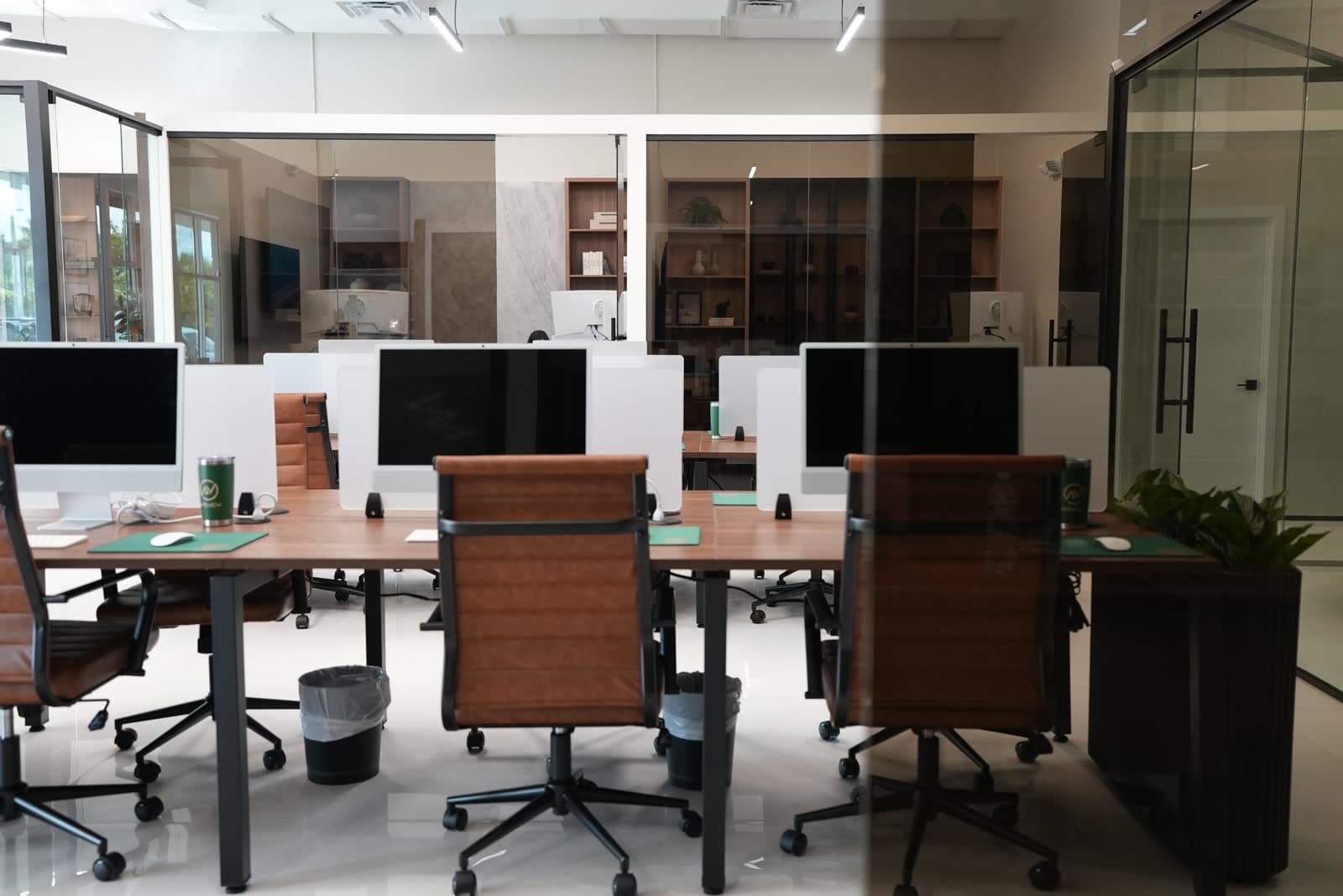 Rows of agent workstations