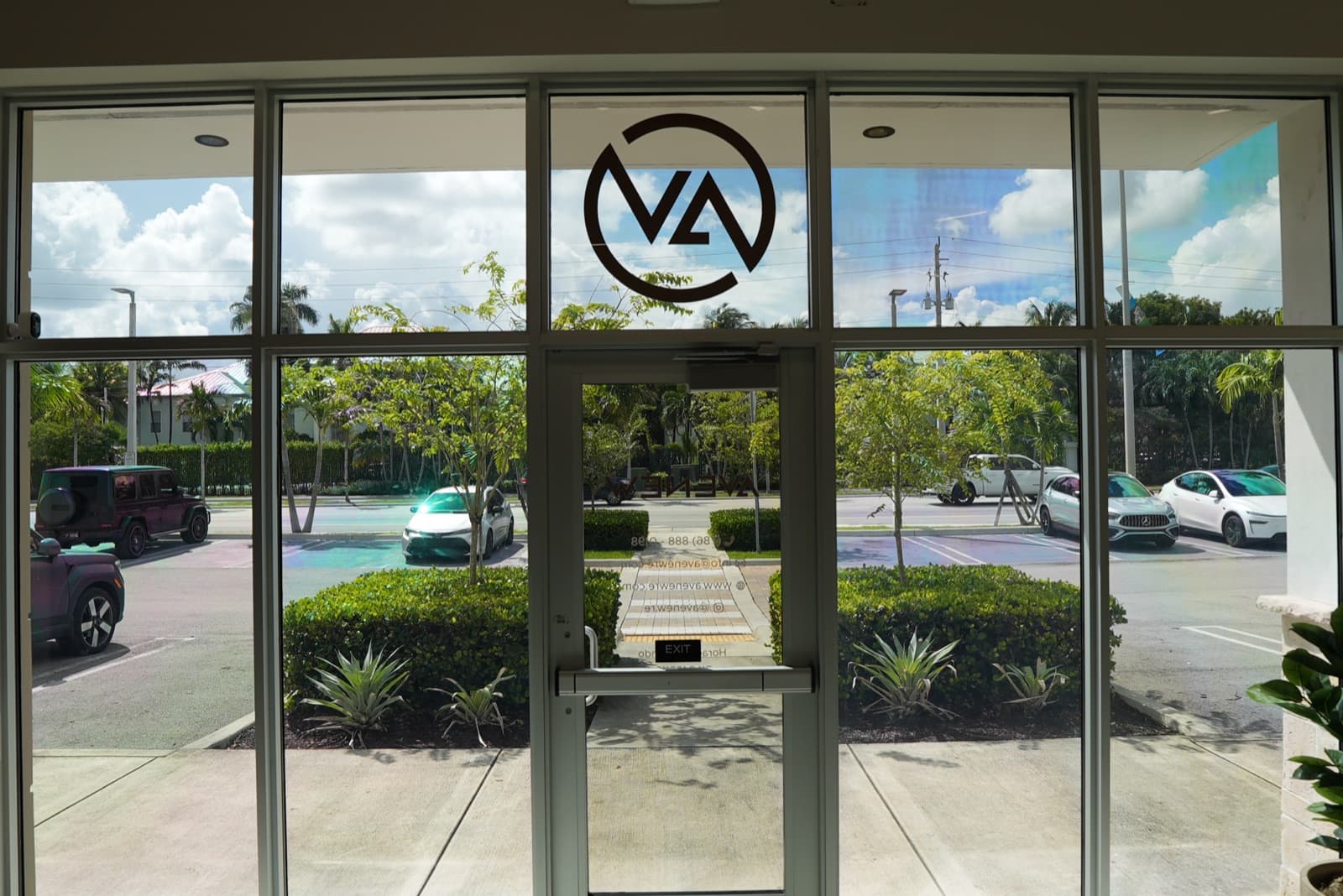 Front entrance with the Avenew mark on the glass in Doral