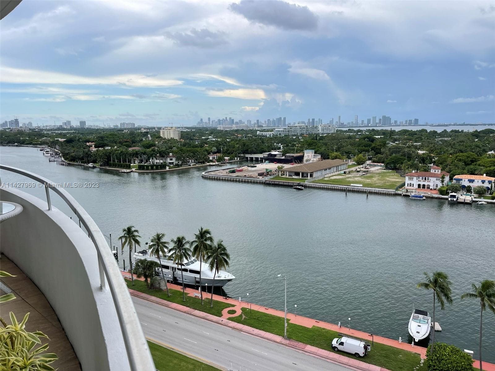 5151 Collins Ave # 1523, Miami Beach FL 33140