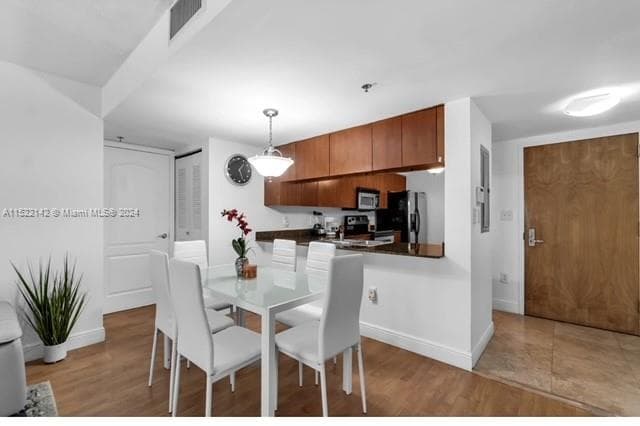 1200 Brickell Bay Dr # 1915, Miami FL 33131