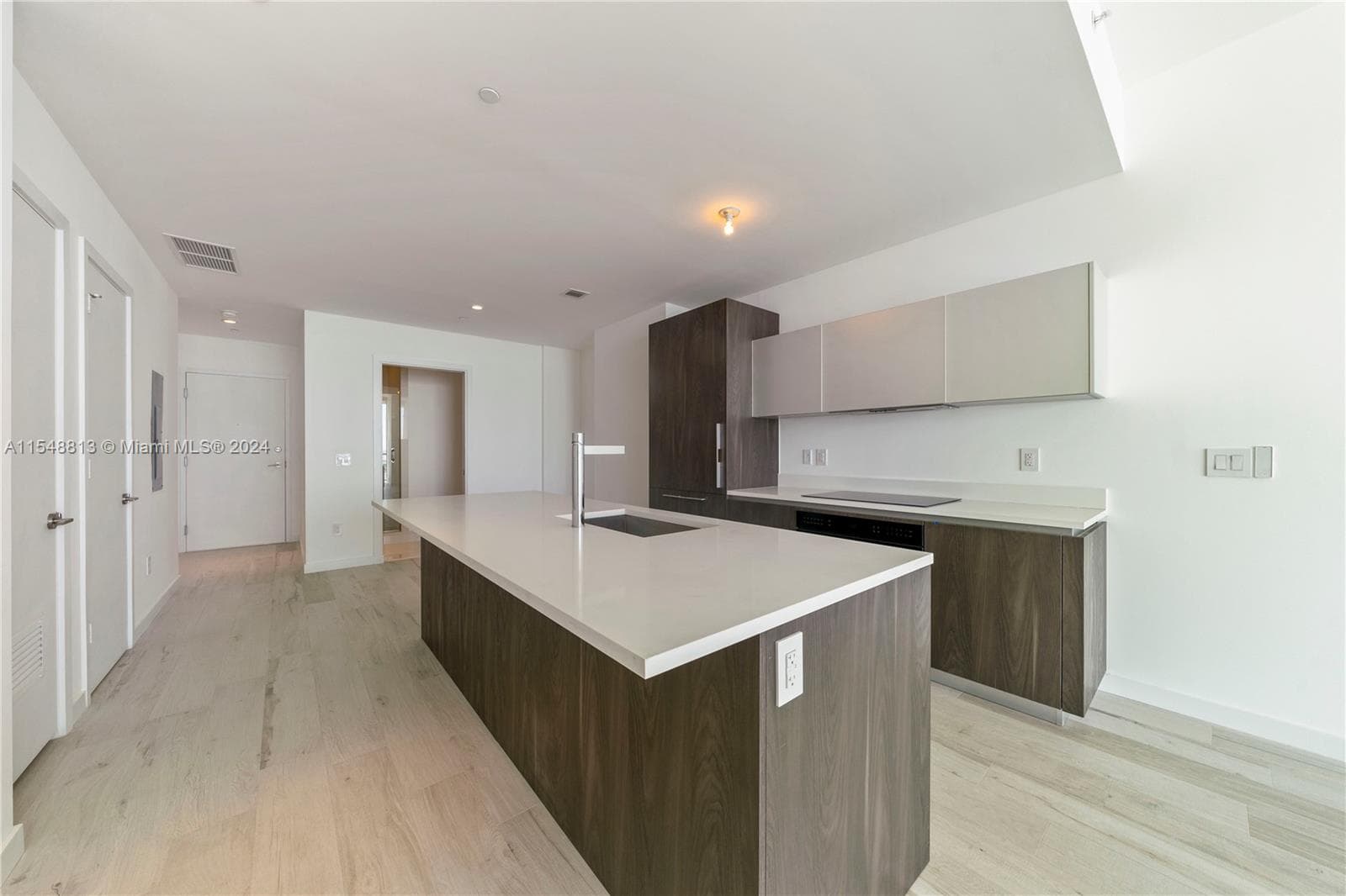 480 NE 31st St # 2202, Miami FL 33137