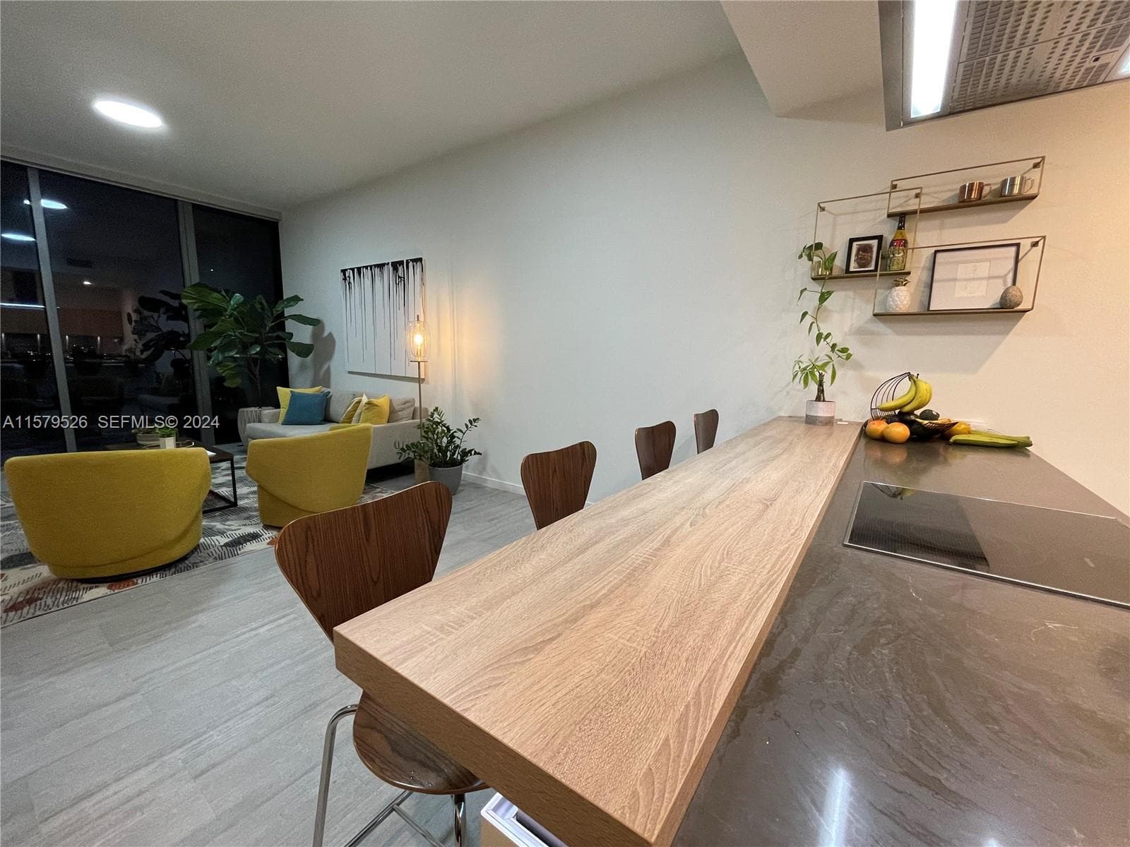 1000 Brickell Plz # 1811, Miami FL 33131