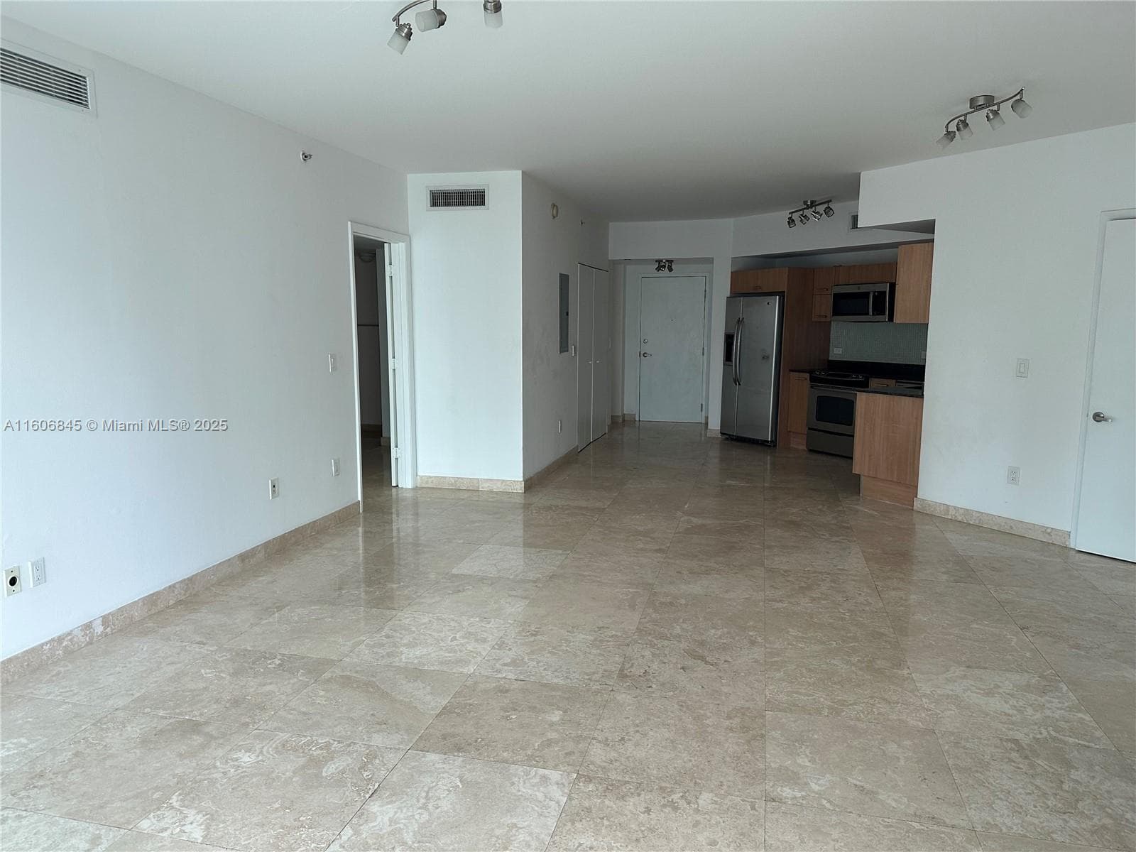 350 S Miami Ave # 2302, Miami FL 33130