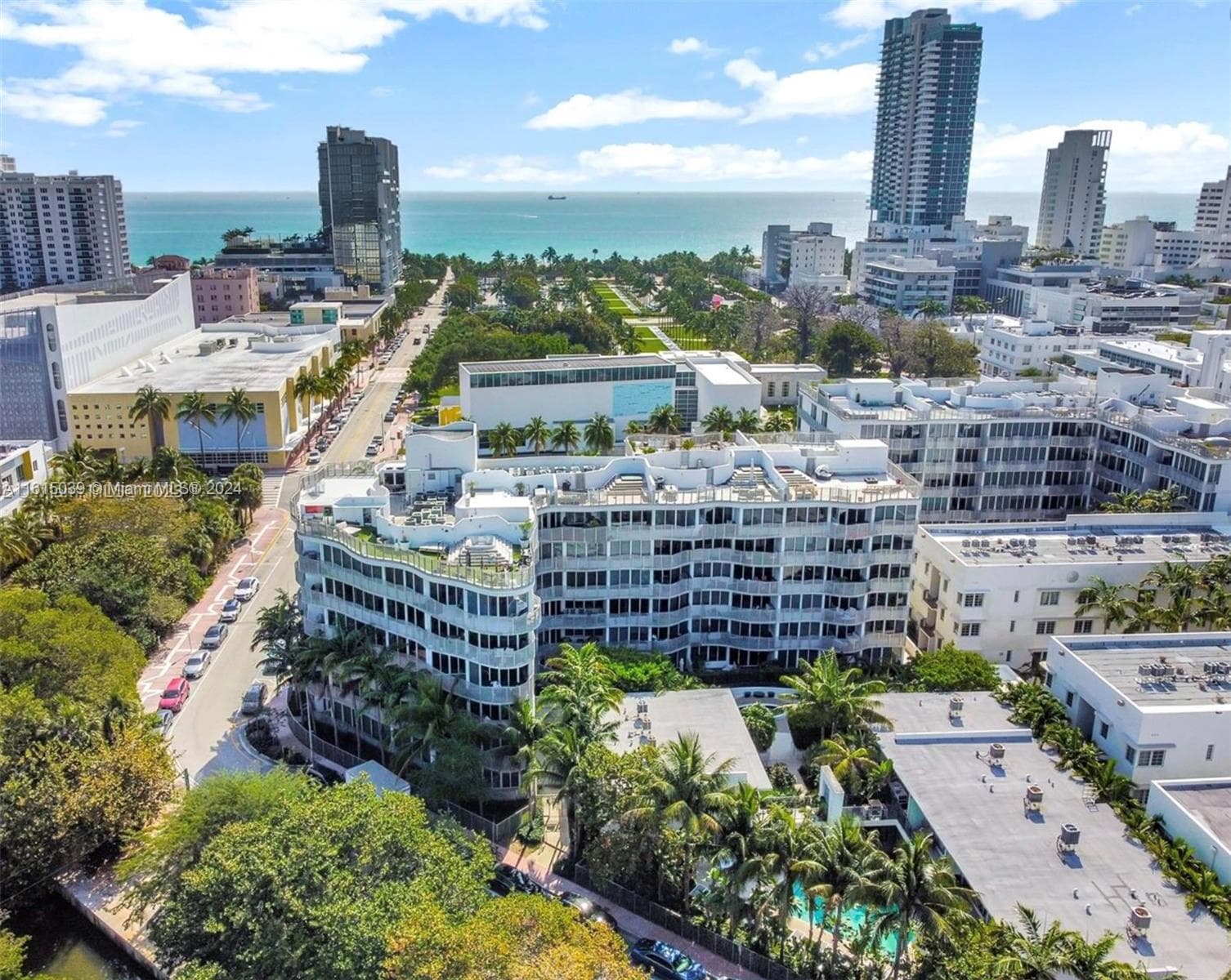 2155 Washington Ct # 206, Miami Beach FL 33139