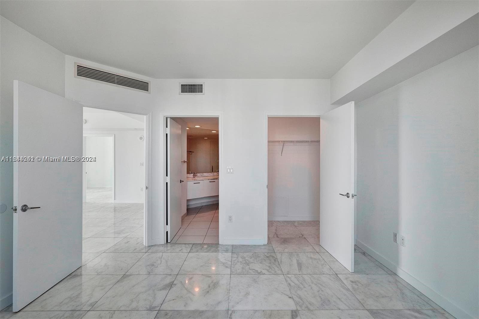 55 SE 6th St # 3401, Miami FL 33131