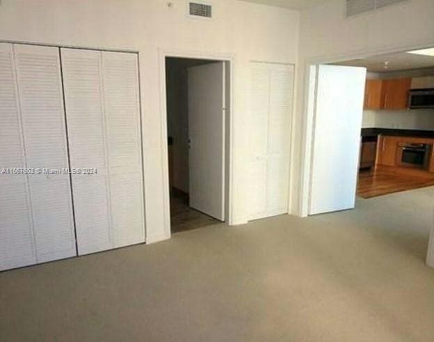300 S Biscayne Blvd # 1703, Miami FL 33131