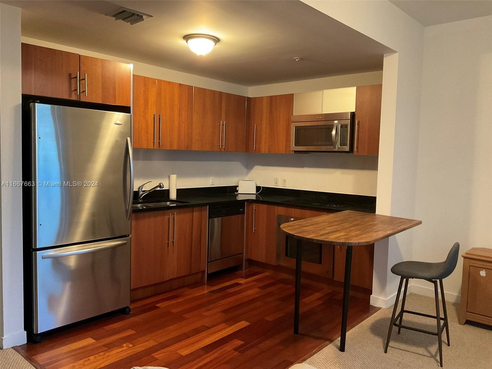 300 S Biscayne Blvd # 1703, Miami FL 33131