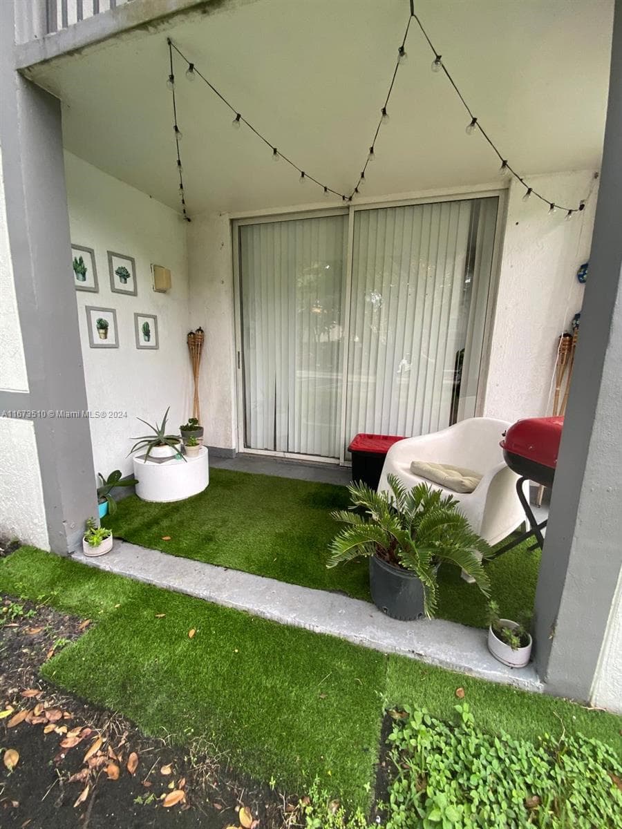 4440 NW 107th Ave # 7, Doral FL 33178