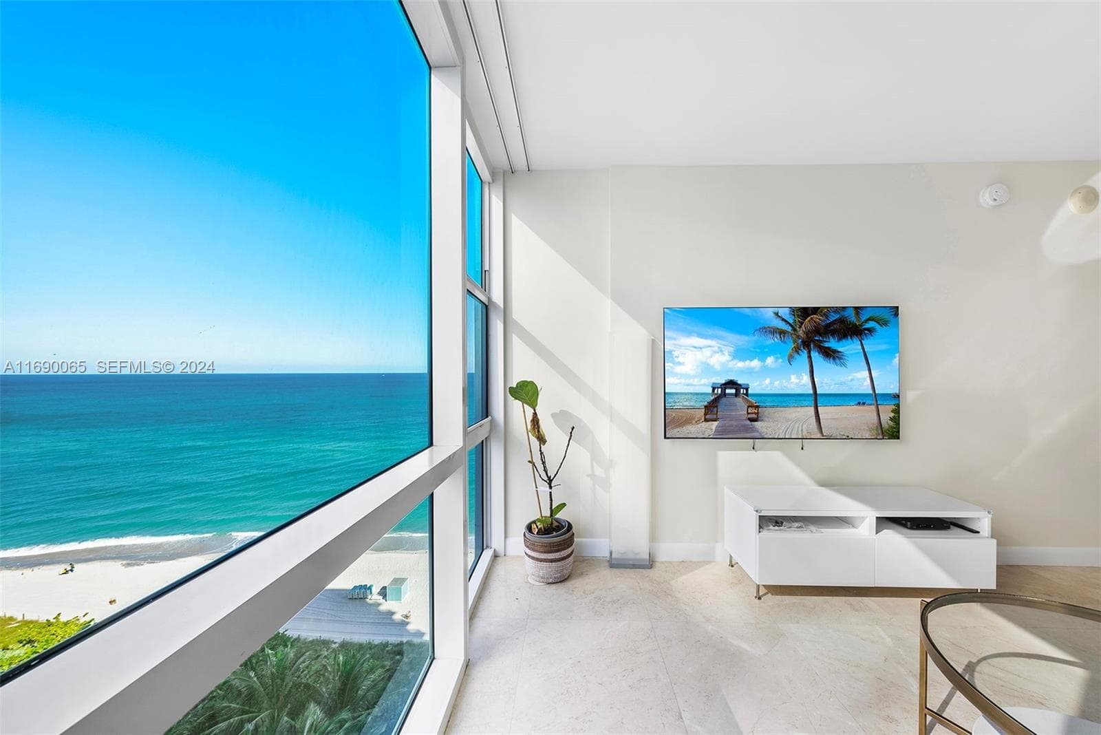 6801 Collins Ave # 1203, Miami Beach FL 33141