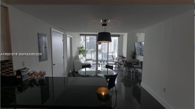 92 SW 3rd St # 1802, Miami FL 33130