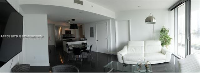 92 SW 3rd St # 1802, Miami FL 33130