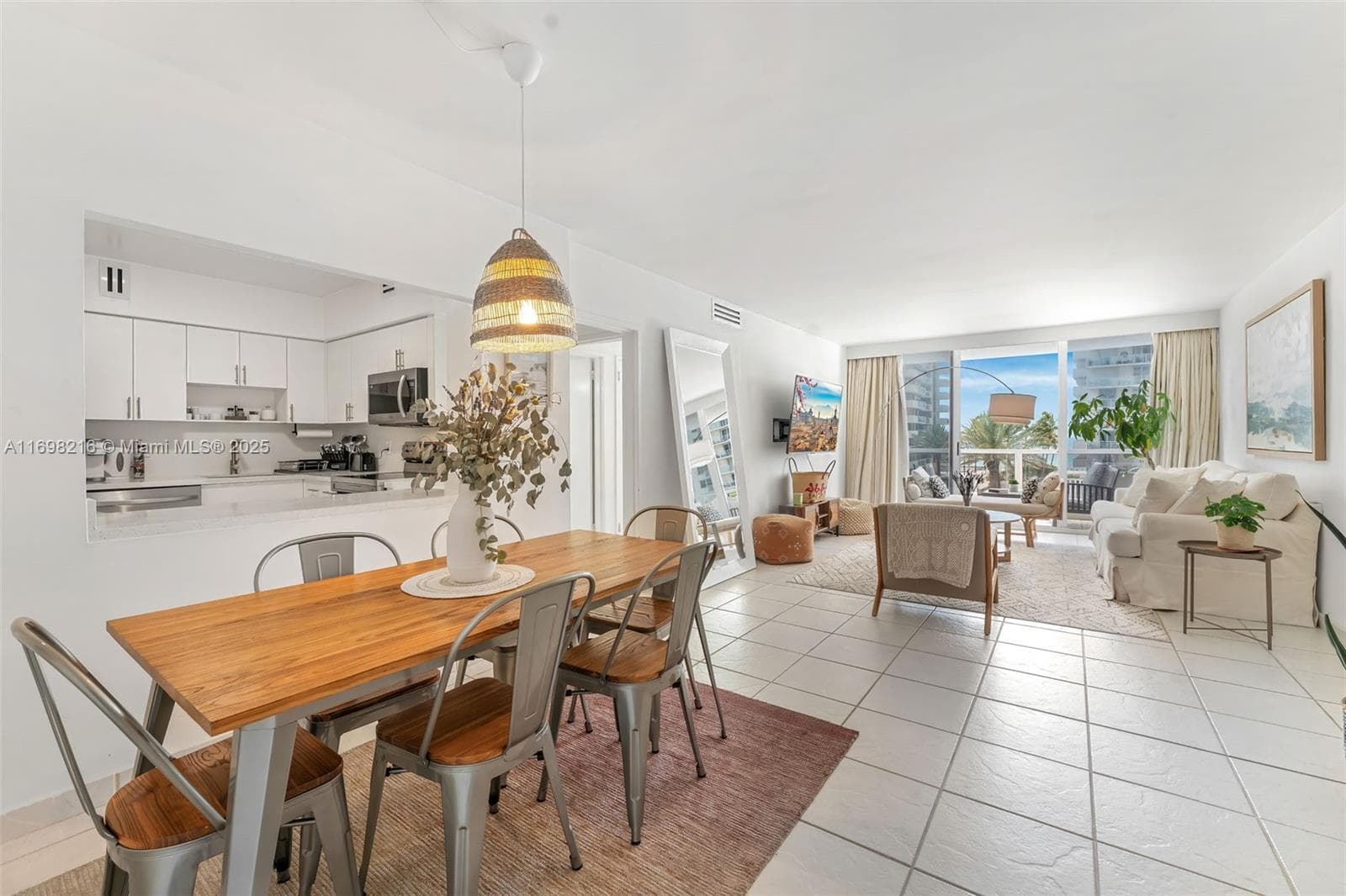 5700 Collins Ave # 5B, Miami Beach FL 33140
