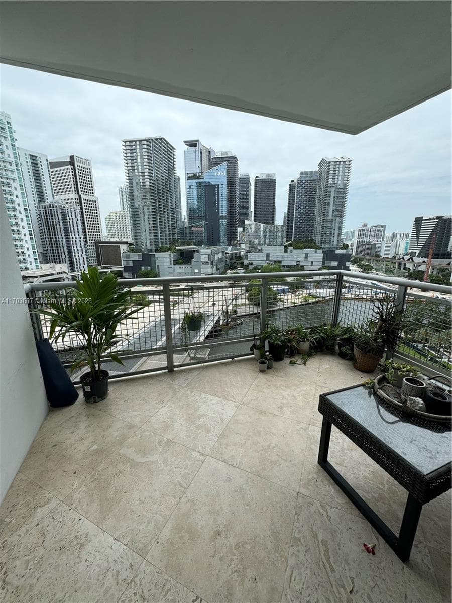 350 S Miami Ave # 1704, Miami FL 33130