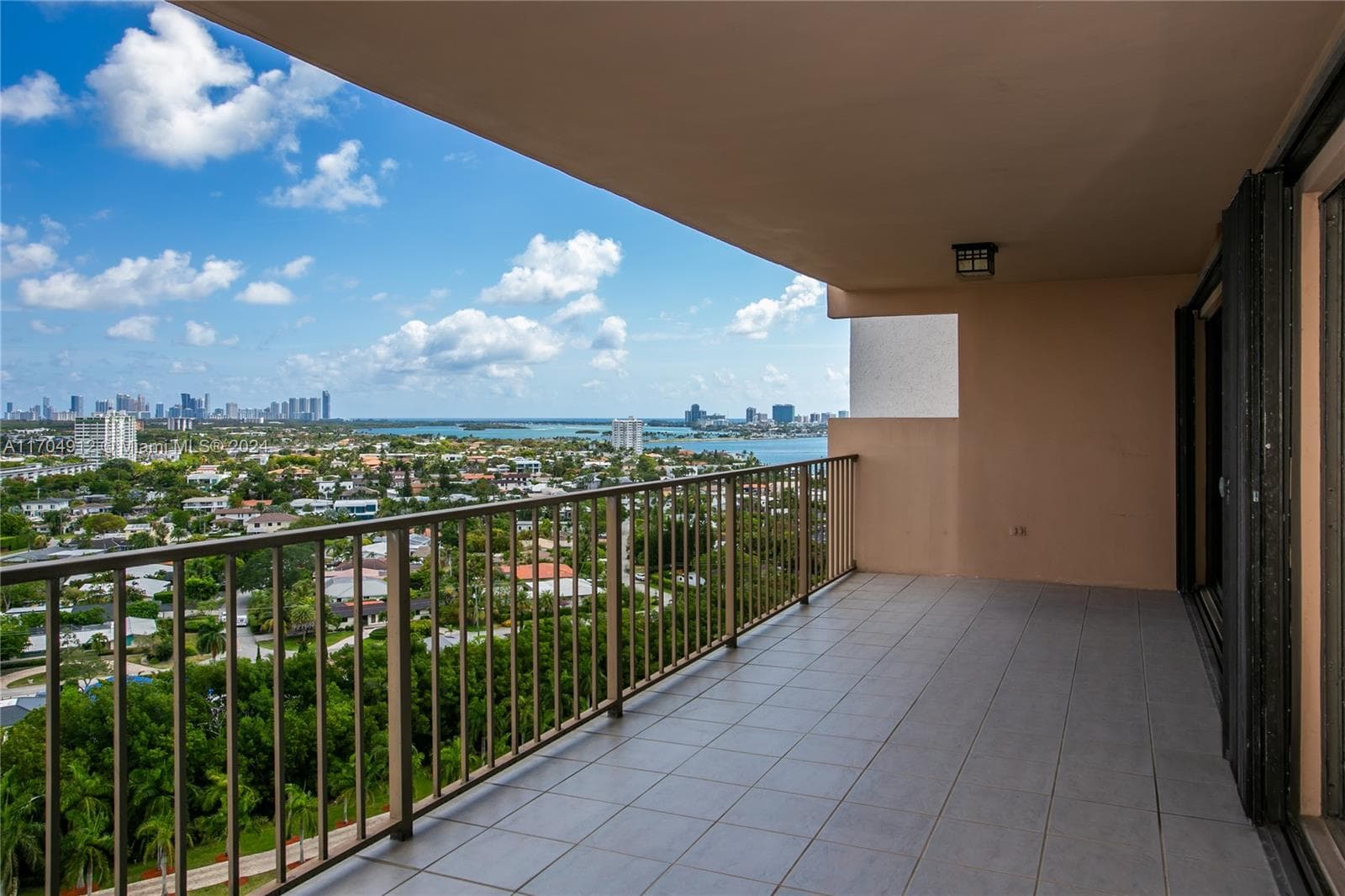 1800 NE 114th St # 1911, Miami FL 33181