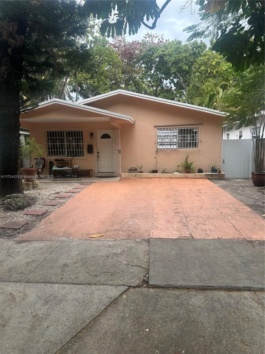 133 NE 48th St, Miami FL 33137