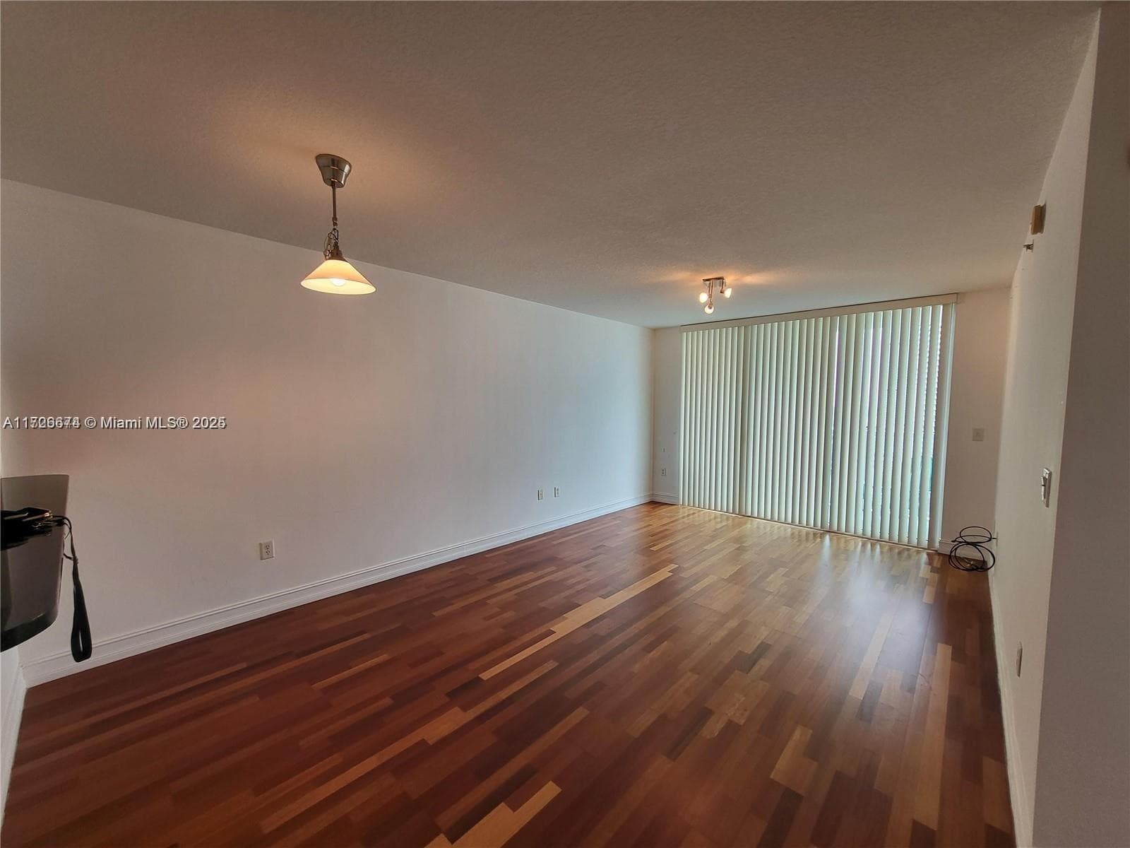 31 SE 5th St # 2409, Miami FL 33131