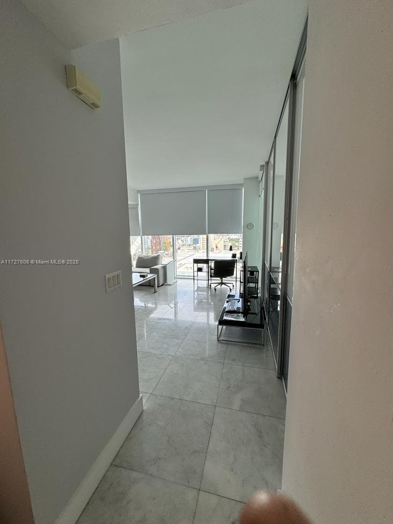 1040 Biscayne Blvd # 1505, Miami FL 33132